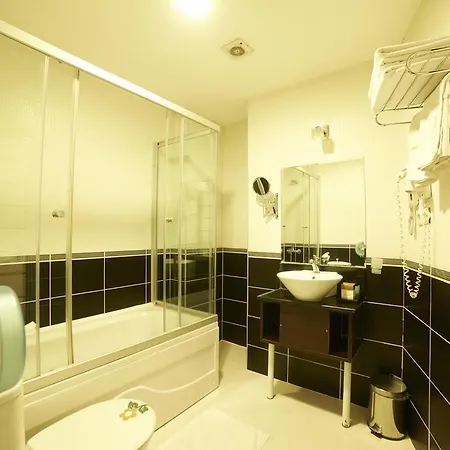 Saffron Hotel Hotel