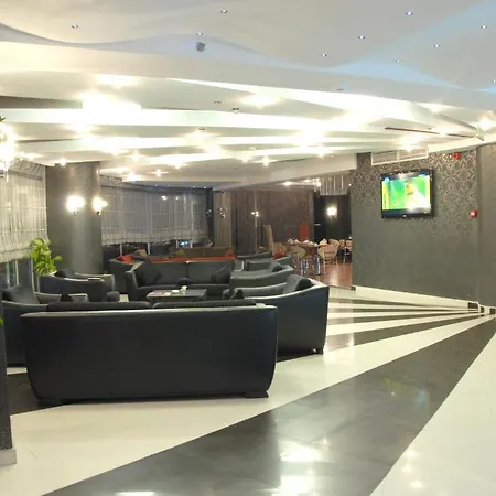 Saffron Hotel 4*