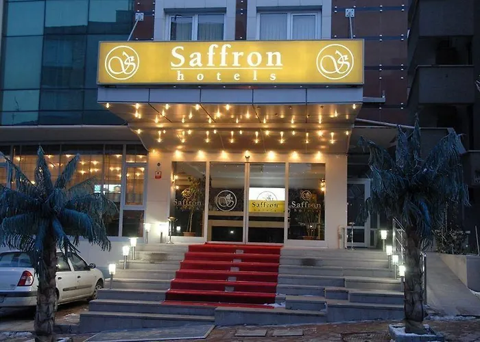 Hotel Saffron 4*